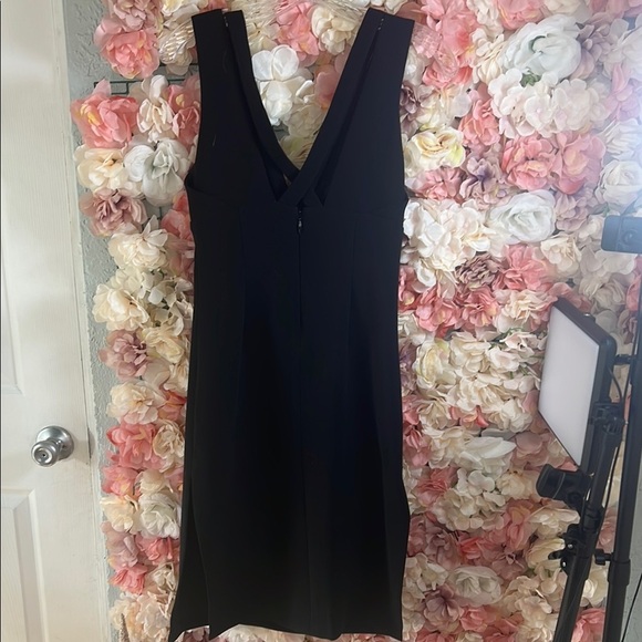 BCBGeneration Black Sheath Midi Dress V-Neck - Picture 3 of 3